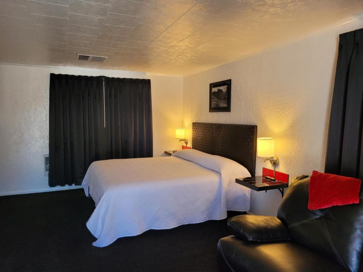 Rocket Motel Кастер Экстерьер фото