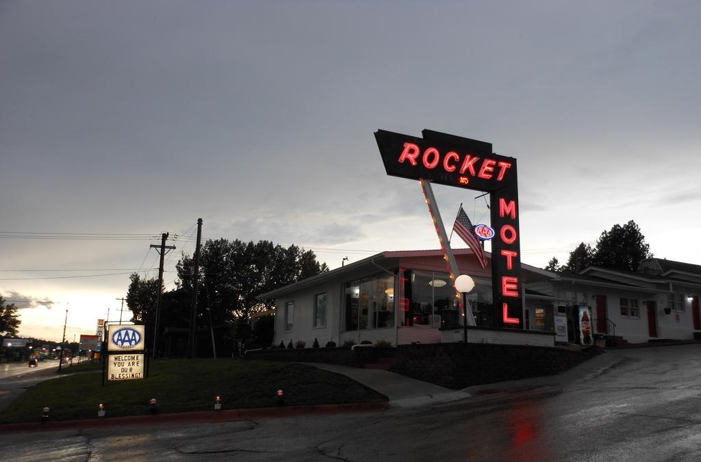 Rocket Motel Кастер Экстерьер фото
