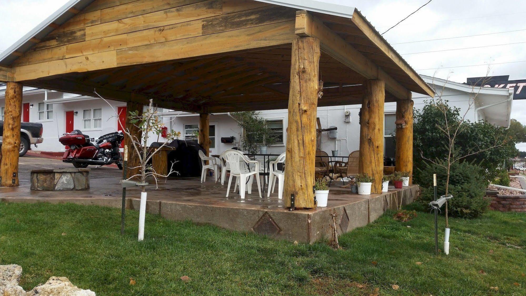 Rocket Motel Кастер Экстерьер фото